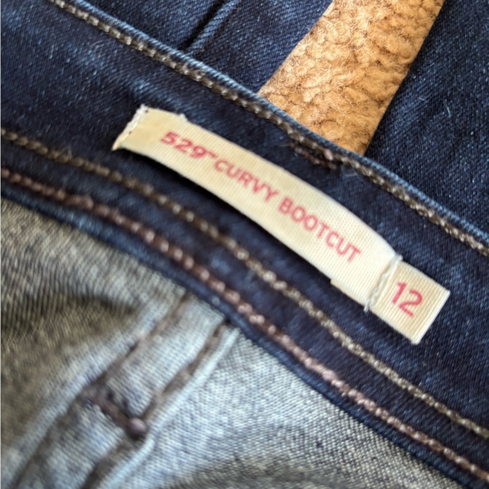 Women's NWOT LEVI’s 529 Blue Jeans 12 (Stretch Fit) - Picture 3 of 5